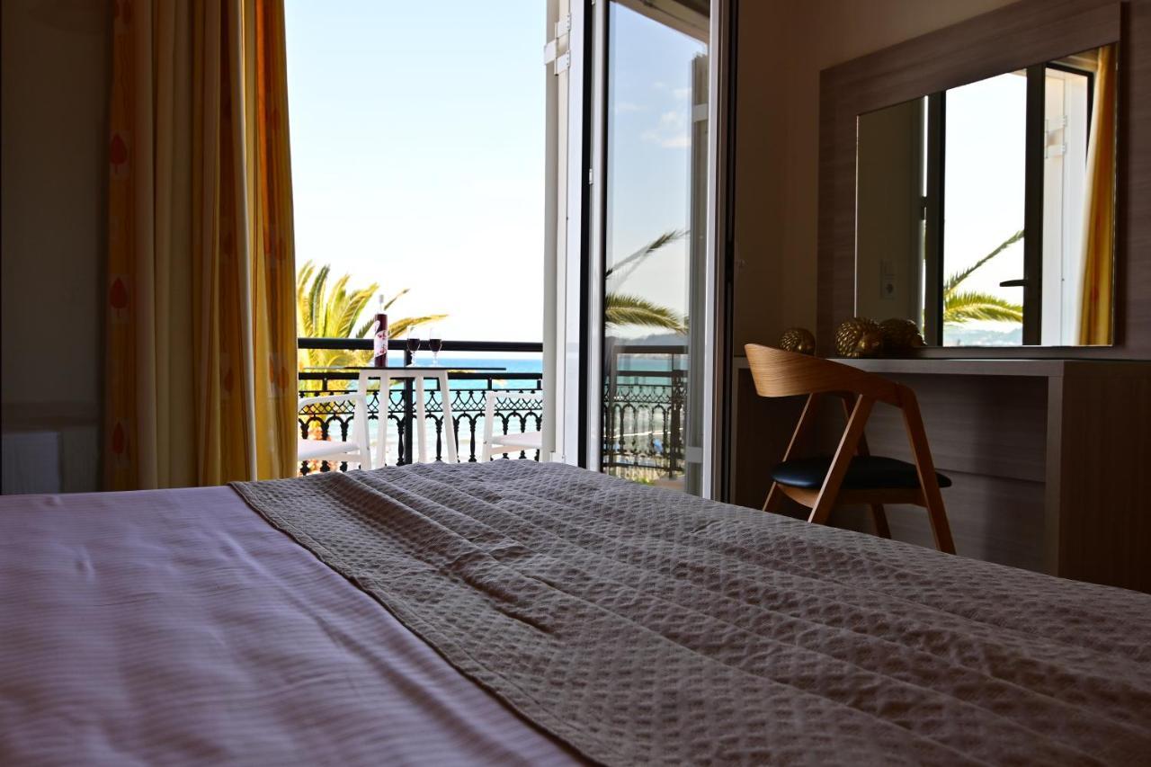 Nadia'S Studios & Apartments In Argasi, Sea-View Eksteriør billede